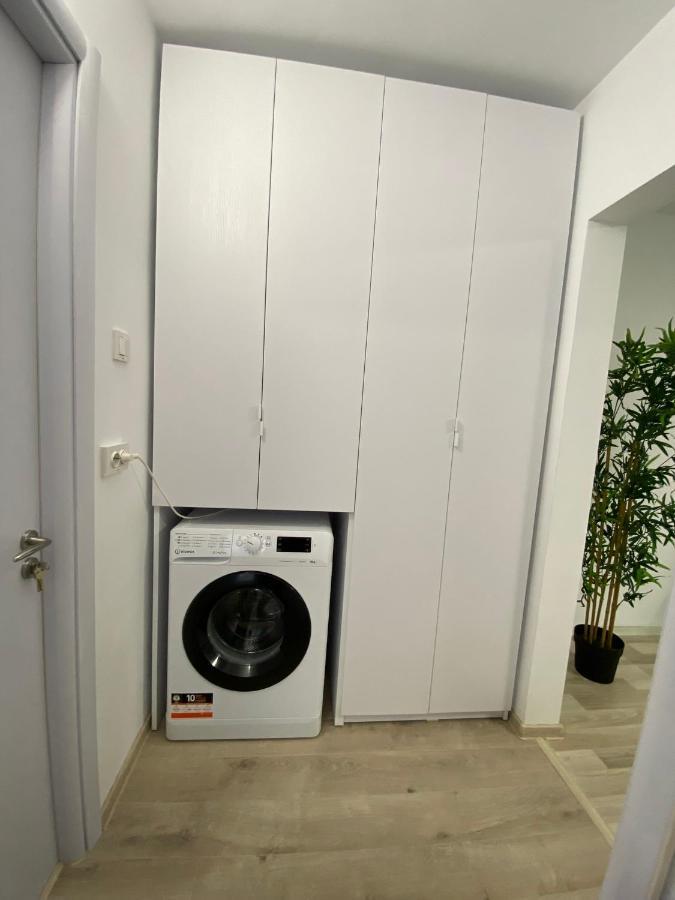 Grove Apartment Бузэу Экстерьер фото