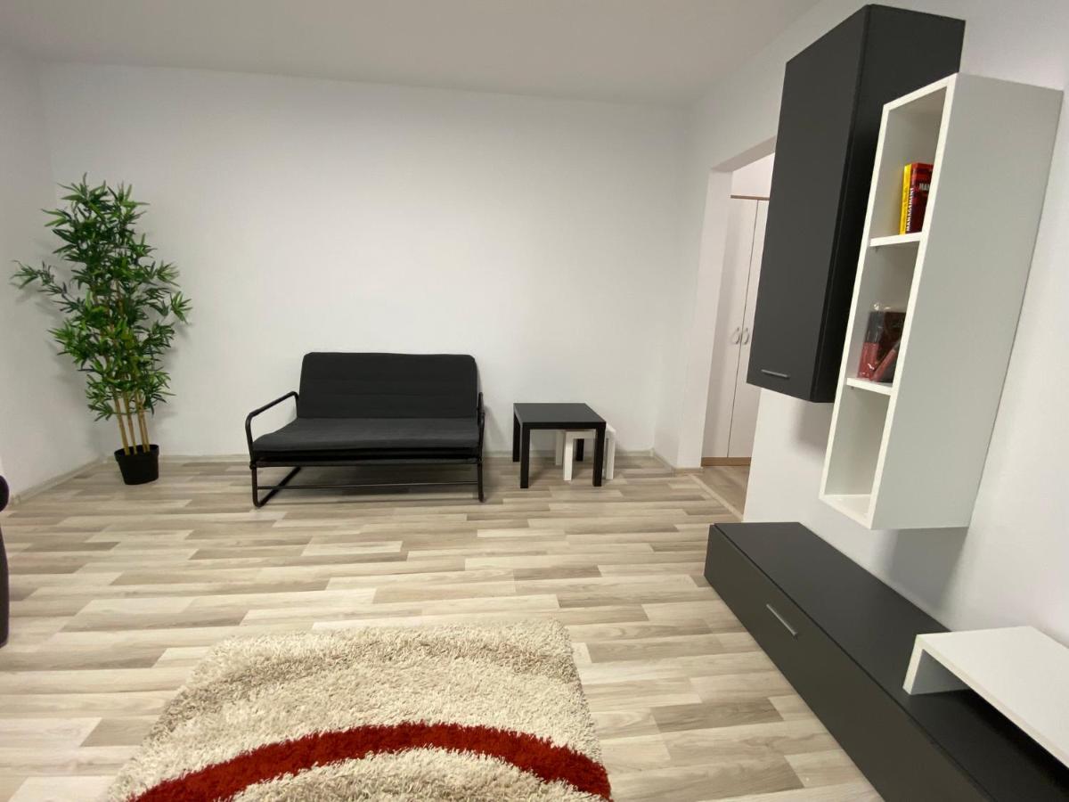 Grove Apartment Бузэу Экстерьер фото